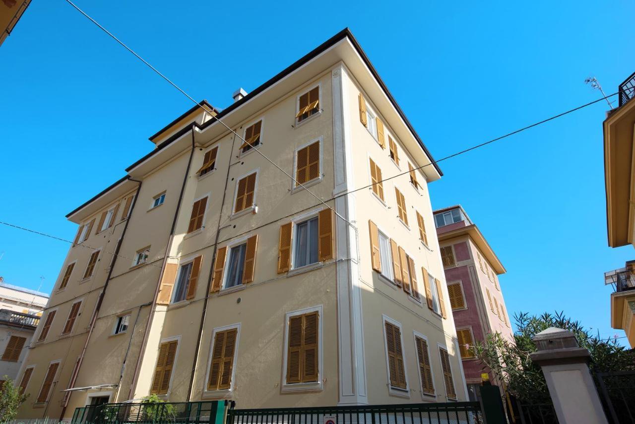 Trilocale Recagno Nuovo Apartment Varazze Luaran gambar